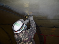 トンネルの剥落防止工事